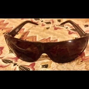 Brand New Gianfranco Ferre Sunglasses With Case.